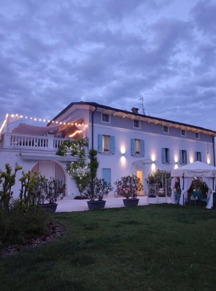 B&B La Terrazza, Pozzolengo, Italy