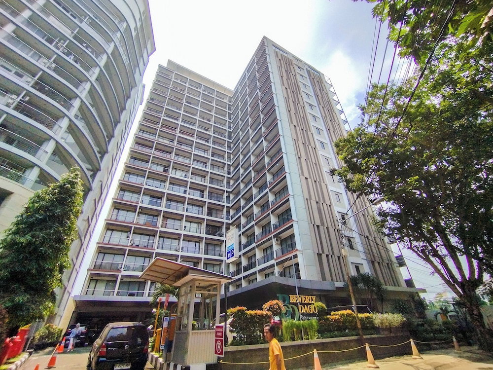 Hotel · The Elite Enclave Studio At Beverly Dago Apartment, Bandung