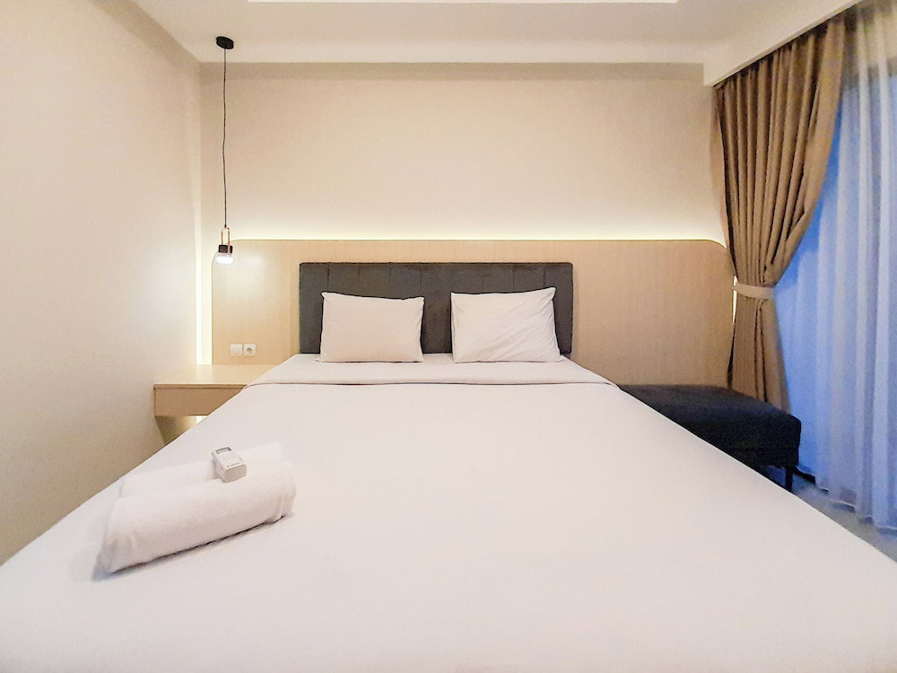 Best Deal And Comfortable Studio At Patraland Amarta Apartment, Indonesia
