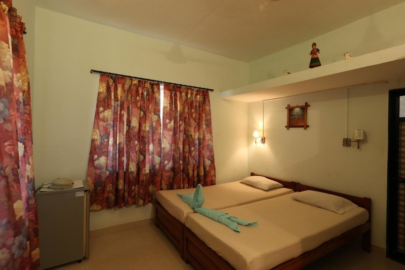 Sea Pearl Guesthouse, Candolim, India