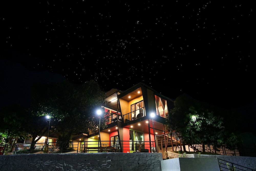 Hotel · The Bob house, Mawal