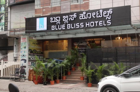 Blue Bliss Hotels By PPH Living Infantry Road, Bengaluru, India