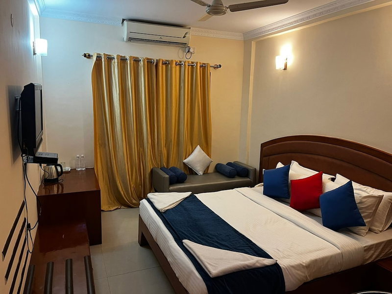 Blue Bliss Hotels By PPH Living Infantry Road, Bengaluru, India