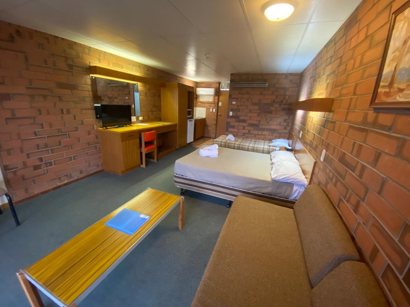 Hawker Hotel Motel, Hawker, Australia