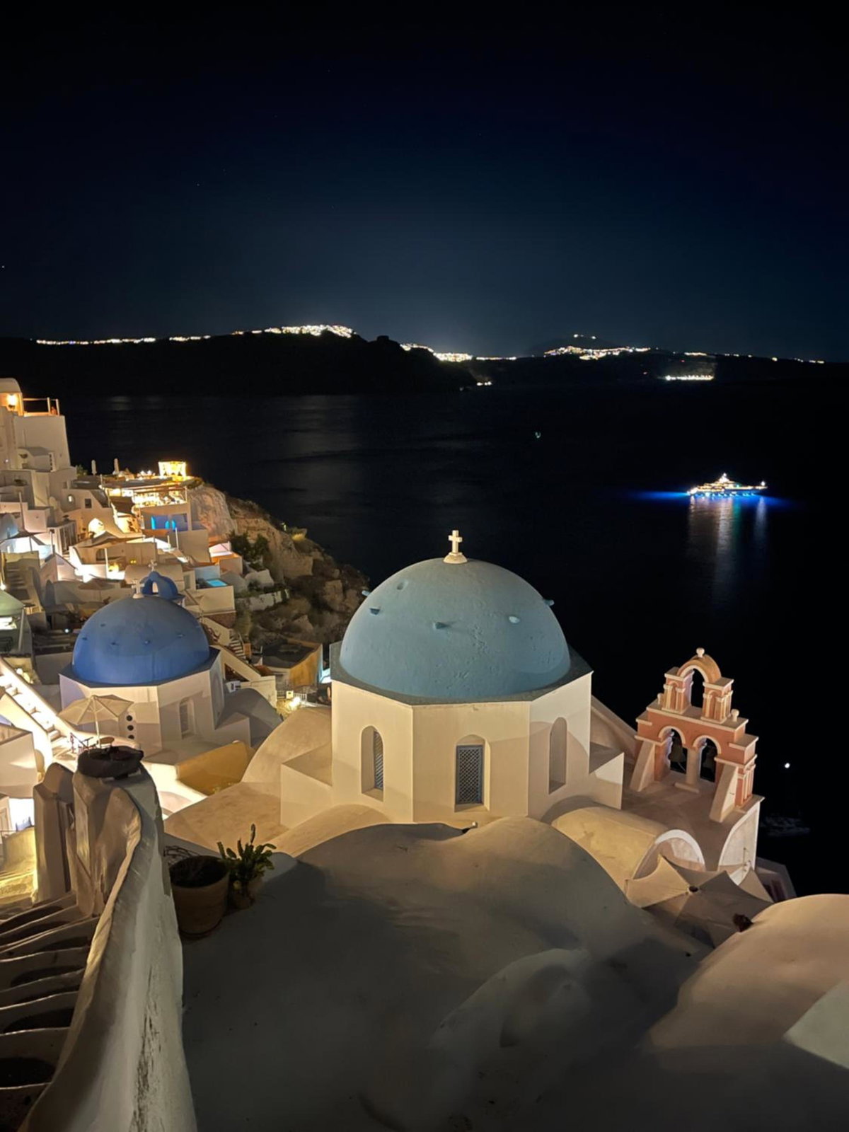 Bubble Suite Santorini, Greece