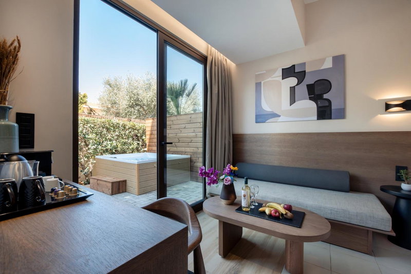 Dimitra Hotel & Apartments by Omilos Hotels, Kokkíni Khánion, Greece