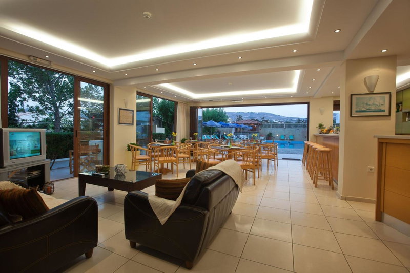 Dimitra Hotel & Apartments by Omilos Hotels, Kokkíni Khánion, Greece