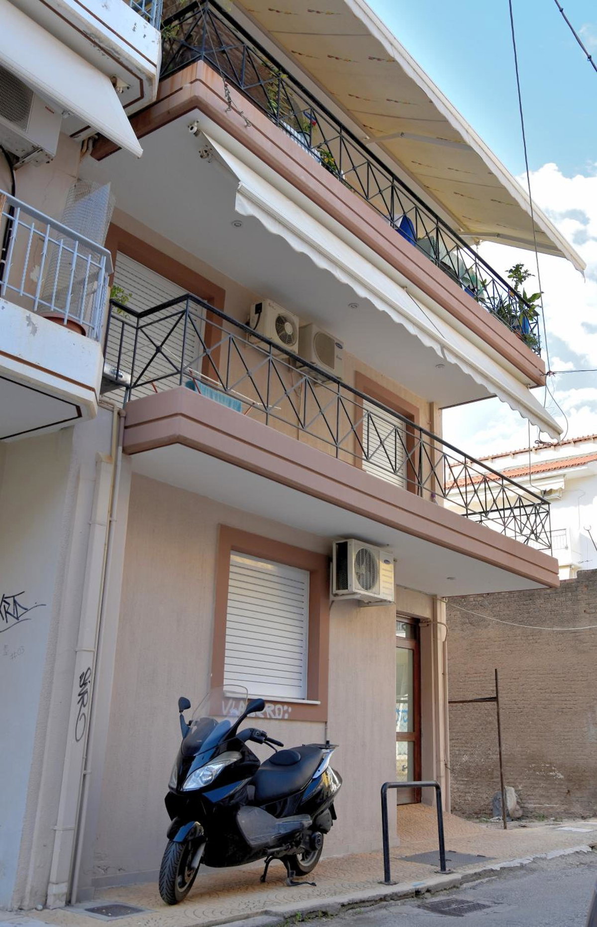 Adriana's Loft, Greece