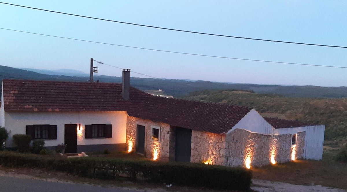 Casal Mala-Posta, Portugal