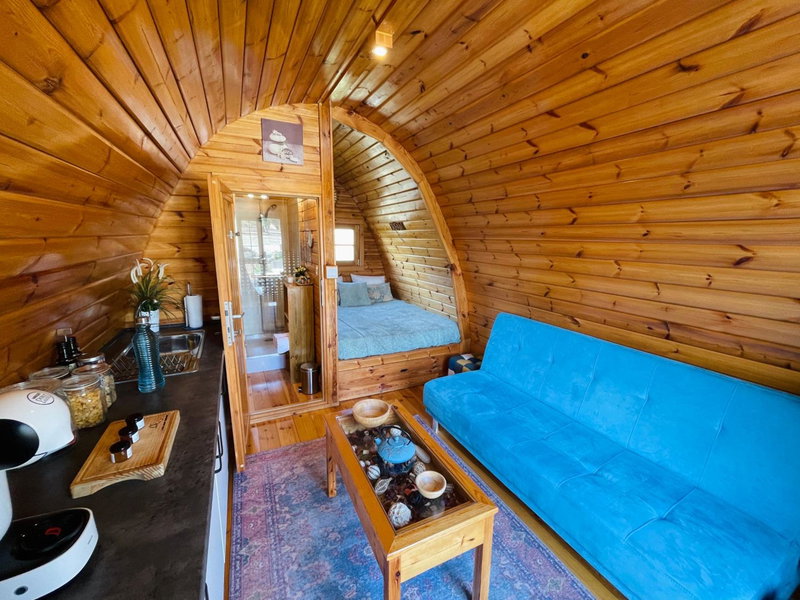 Glamping Turquesa, feel and relax in a wood house, Corredoura, Portugal