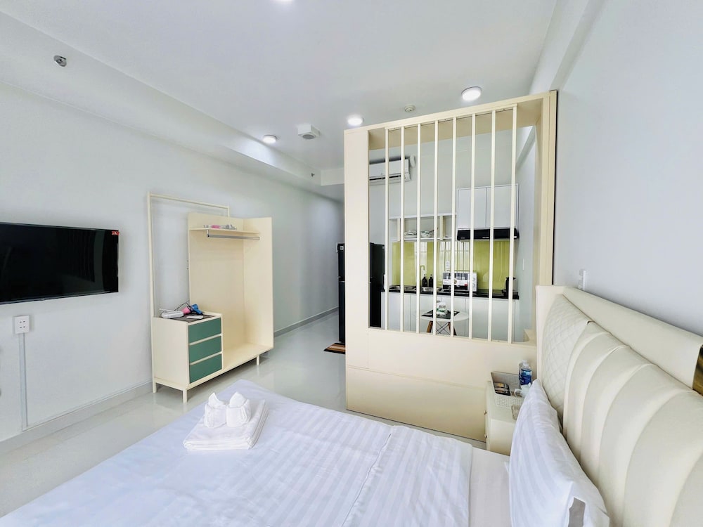 New Lavida, Vietnam