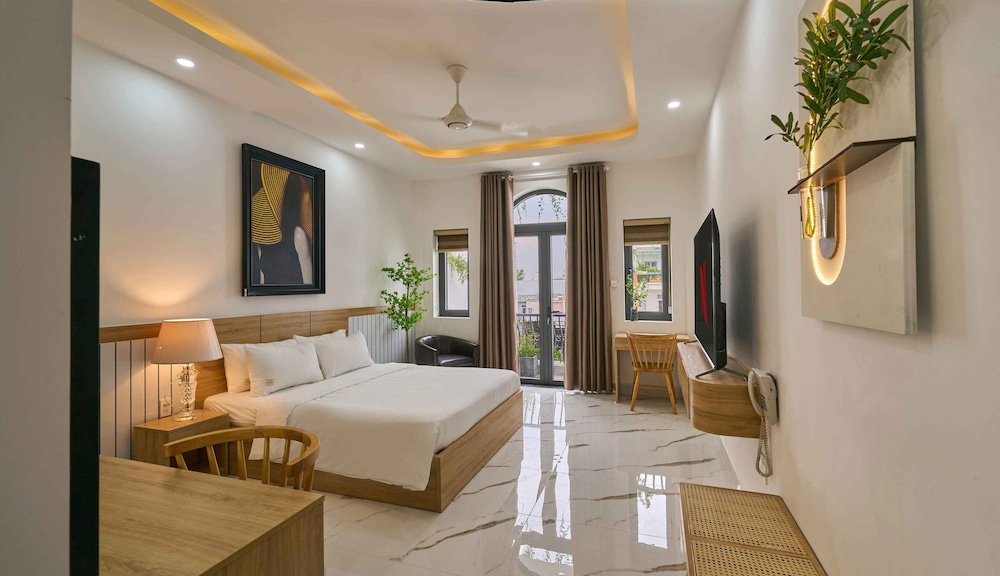 Green Riverside Hotel, Vietnam