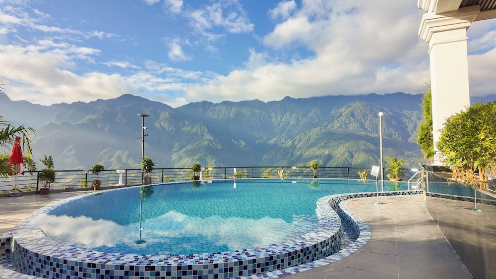 DeLaMont Sapa Hotel, Viêt Nam