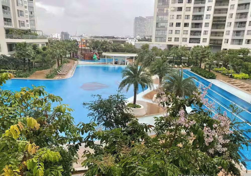 Hotel · Bluesky Diamond Island Luxury Vacation, Binh Trung