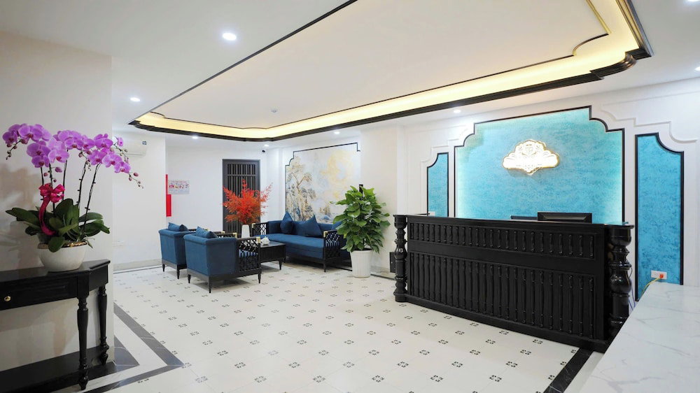Royal Hotel Trinh Van Bo Nam Tu Liem, Vietnam