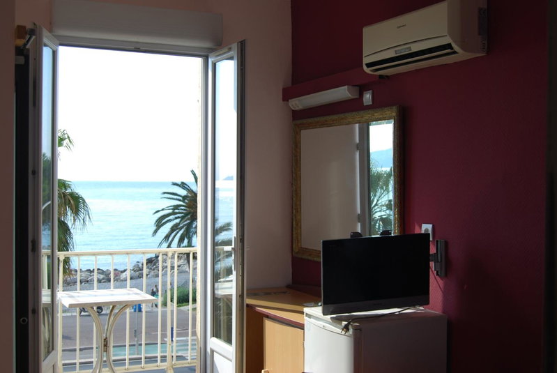 Hôtel Azur, Nice, France