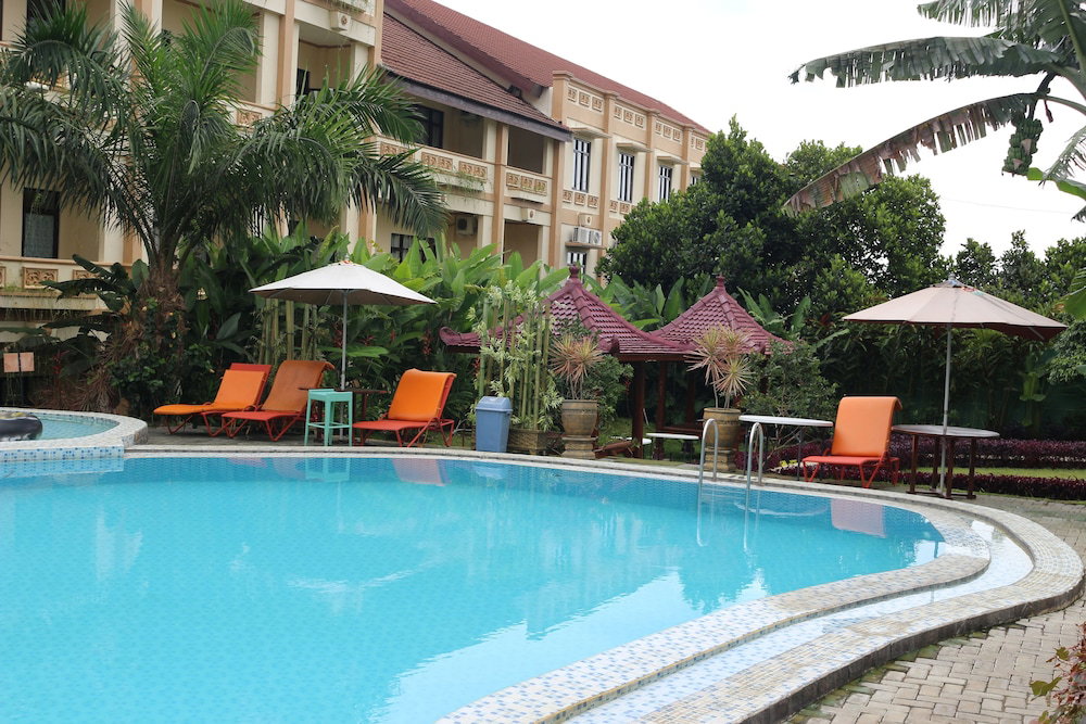 Hotel · Zamzam Hotel and Convention Batu Powered by Archipelago, Batu