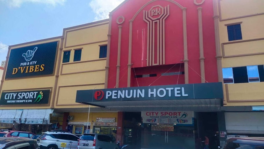 Penuin Hotel, Batam, Indonesia