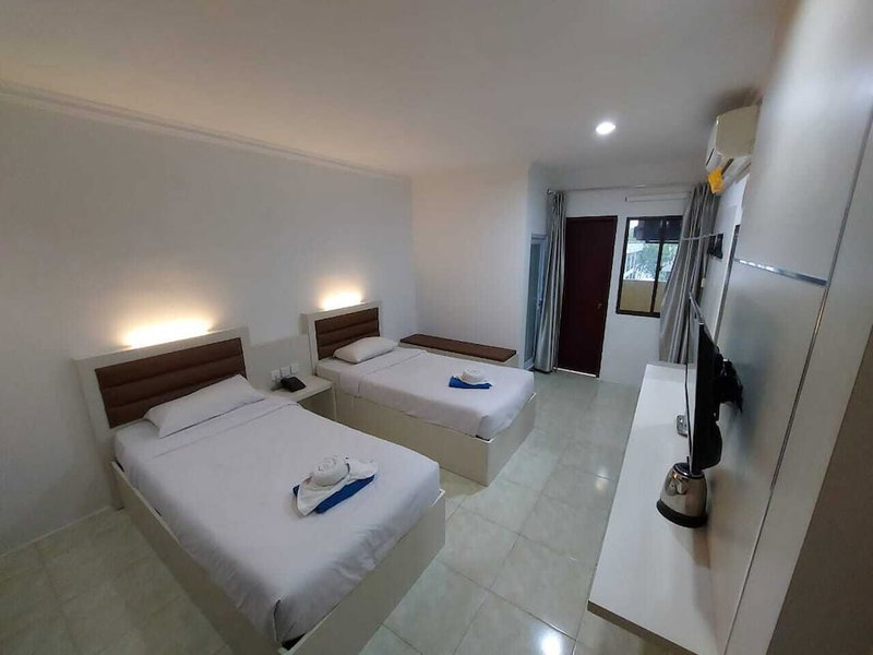 Penuin Hotel, Batam, Indonesia