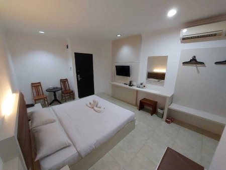 Penuin Hotel, Batam, Indonesia