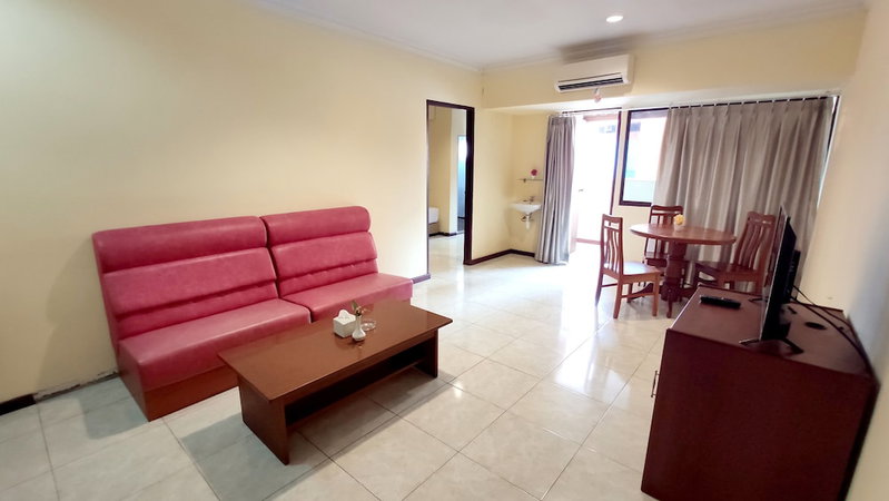 Penuin Hotel, Batam, Indonesia