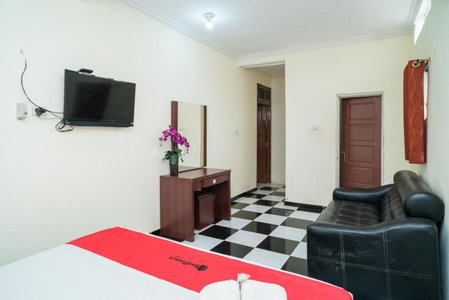 RedDoorz near Uniska Banjarmasin, Banjarmasin, Indonesia