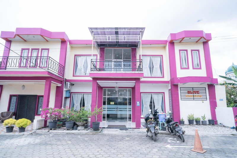 RedDoorz near Uniska Banjarmasin, Banjarmasin, Indonesia