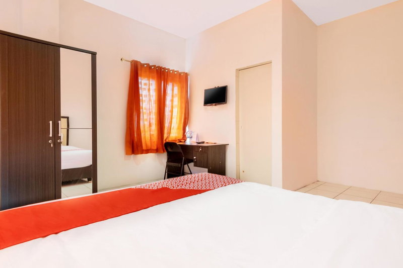 Hotel O Bakti Homestay, Medan, Indonesia