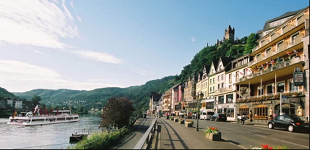 Hotel · Burg-Hotel Cochem, Cochem