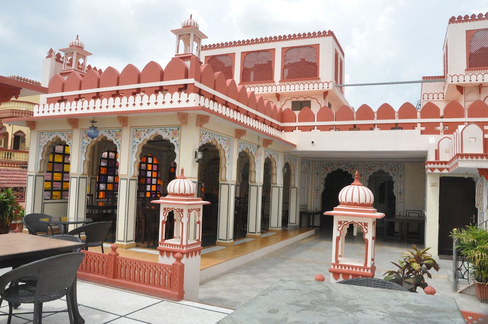 Hotel Sajjan Niwas, India