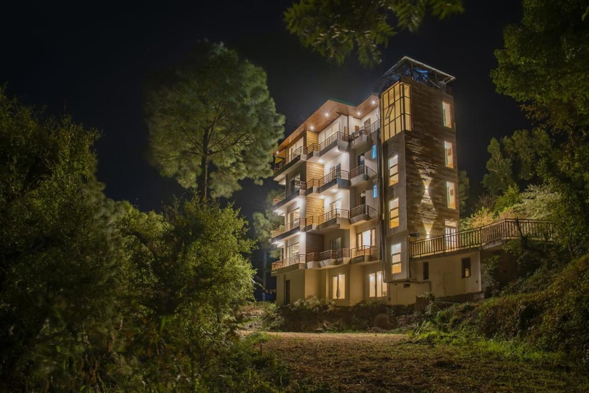 Hotel · The Lalita's Majestic Pines, Kasauli