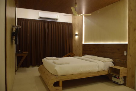 Hotel Christo's, Velānganni, India