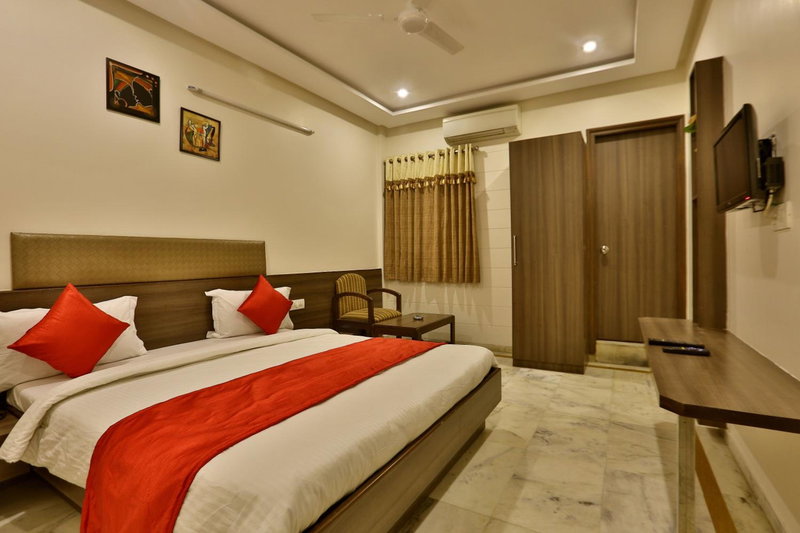 Hotel Kamran Palace, Ahmedabad, India