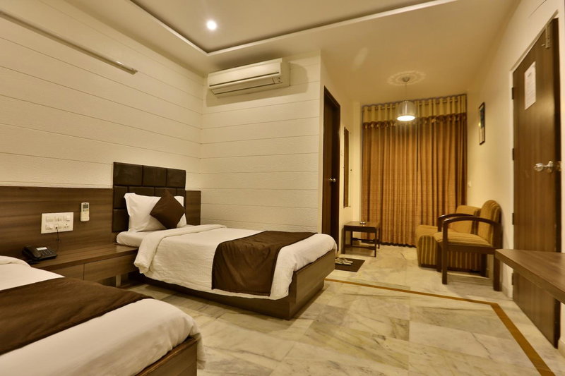 Hotel Kamran Palace, Ahmedabad, India