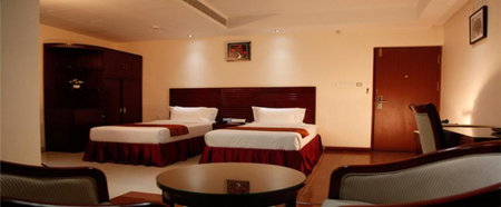 Hotel Hiton, Perintalmanna, India
