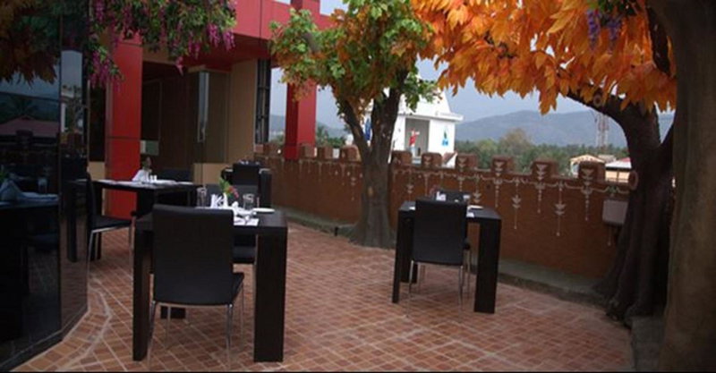 Hotel Hiton, Perintalmanna, India