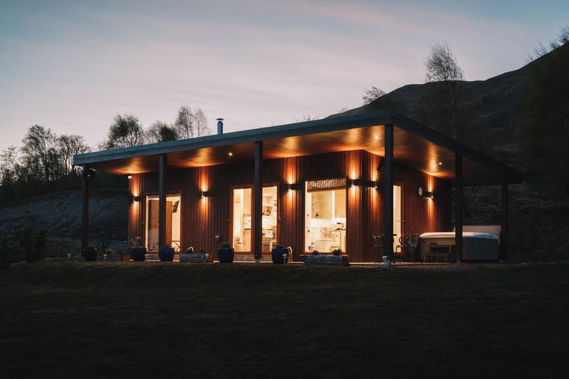 Frances' Sketch Pad with Hot Tub, Fort William, United Kingdom
