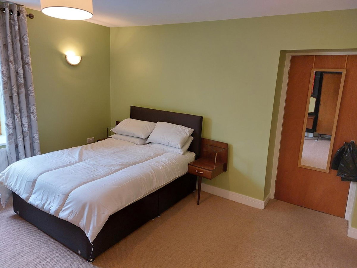 Apartment above Sweetharts bakery and coffeeshop in Blackhill, Durham, United Kingdom