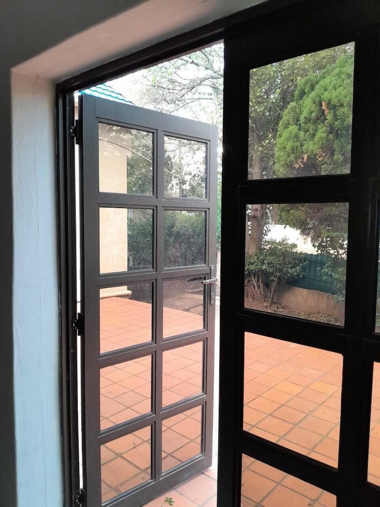 Hotel · Slumberlake Auckland Park, Johannesburg