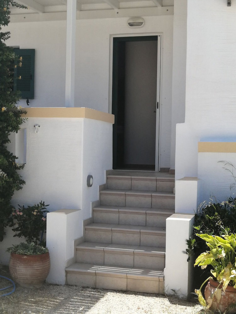 Hotel · Sahara Beach Apartments, Naxos