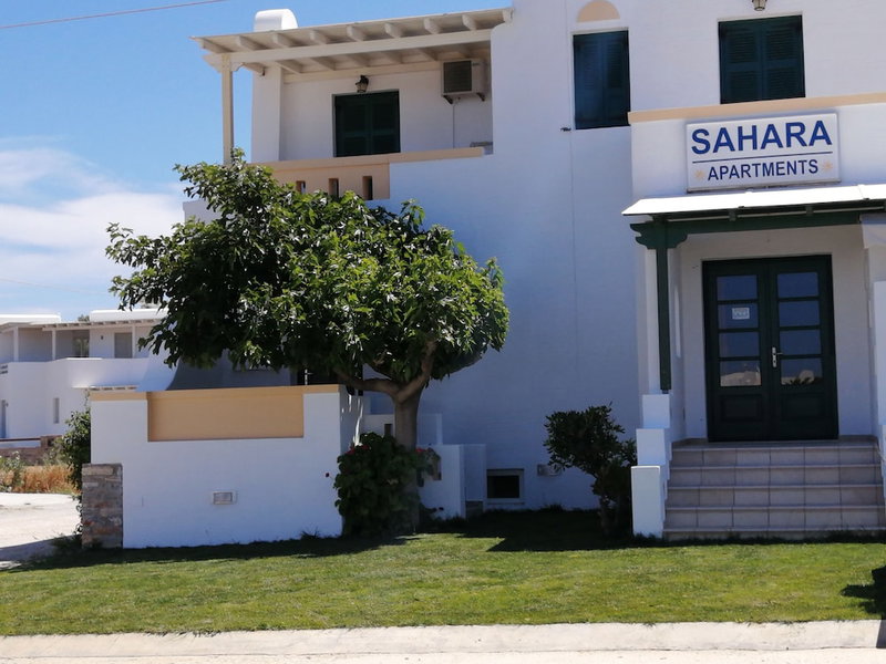 Sahara Beach Apartments, Naxos, Greece