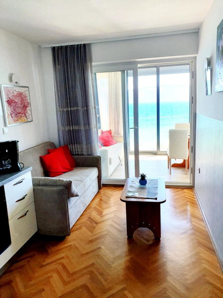 Apartment Anton, Baška, Croatia