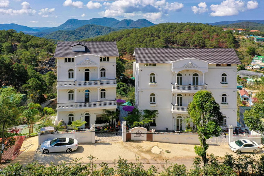 Shin Village Hotel, Trại-Hầm, Vietnam