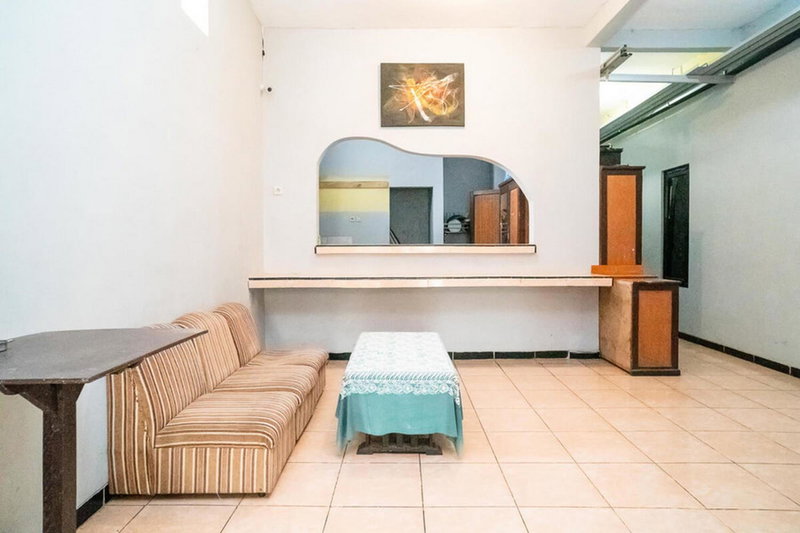 RedDoorz at Jotel Guest House Medan, Pulauberayan, Indonesia