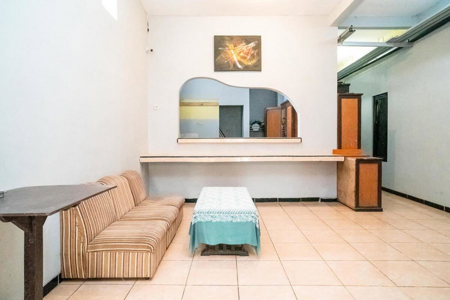 RedDoorz at Jotel Guest House Medan, Pulauberayan, Indonesia