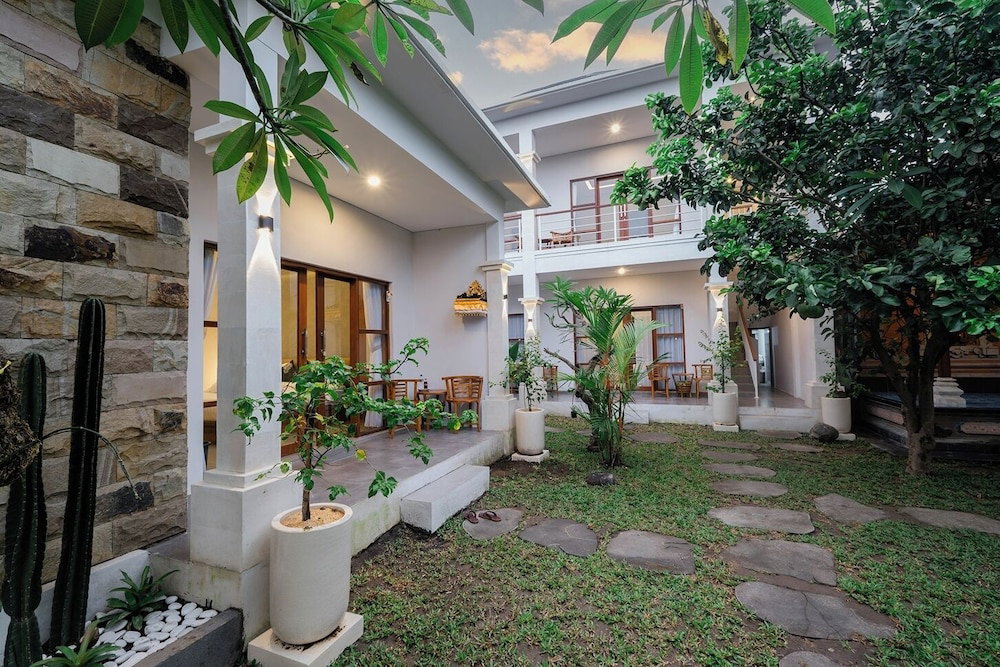 Kemuning Living Sanur, 인도네시아 공화국