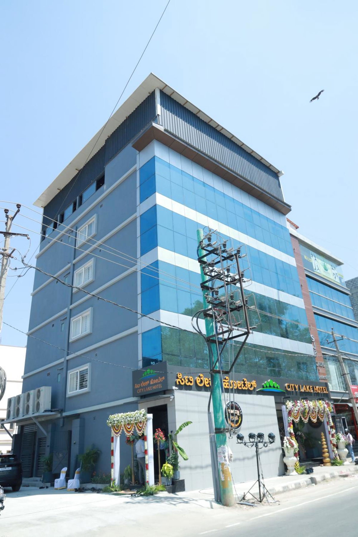 City Lake Hotel, India