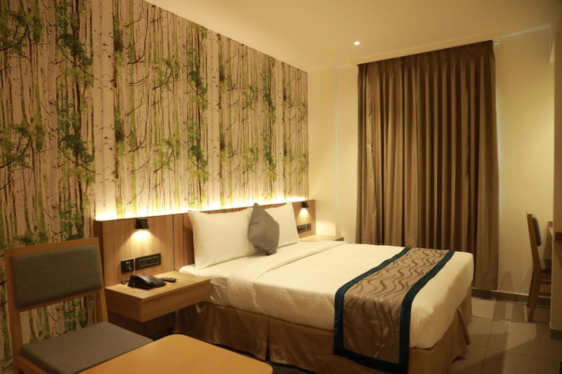 City Lake Hotel, Bangalore, India
