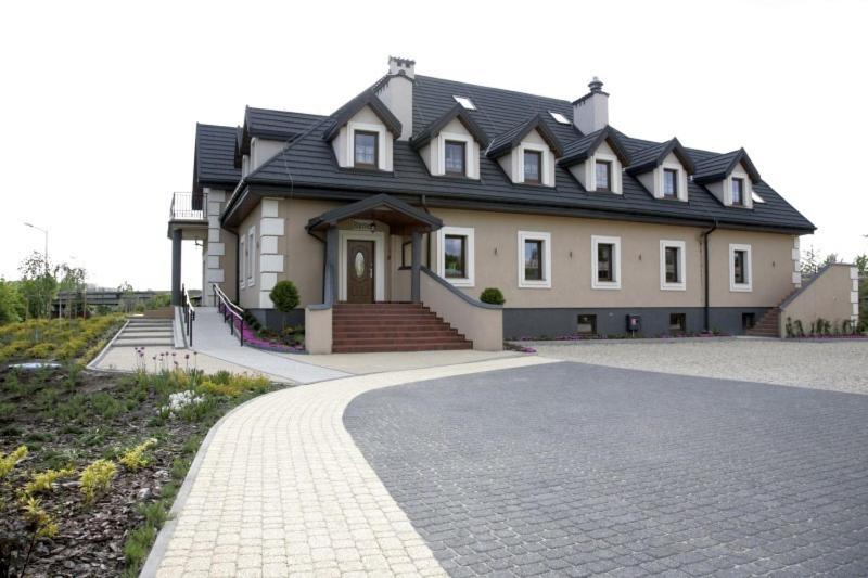 Malinowy Dwór, Poland