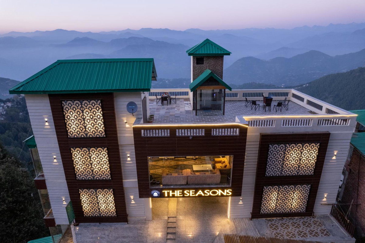 The Seasons Dalhousie - Best Valley View & Mountain View AC Hotel in Dalhousie, Ấn Độ